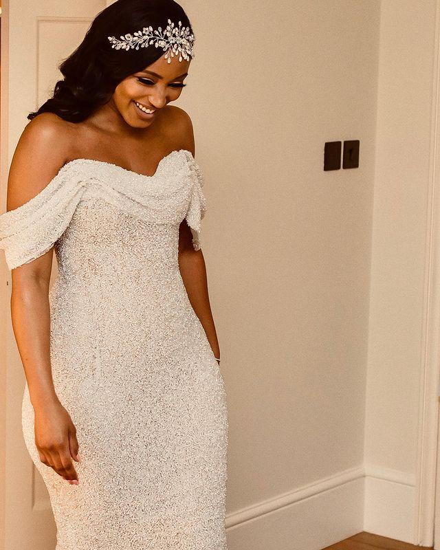 White Sequins Sparkly Mermaid Wedding Dresses Bridal Gown Off The Shoulder Vestido De Novia Custom Made Plus Size Or Length Ruched Pleats