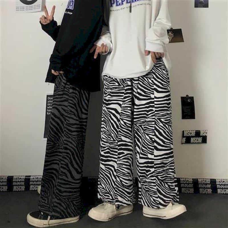 Straight trousers Korean version Harajuku style pants zebra pattern loose wide-leg casual for men and women 210526, Black gray
Straight trousers Korean version Harajuku style pants zebra pattern loose wide-leg casual for men and women 210526, Black gray