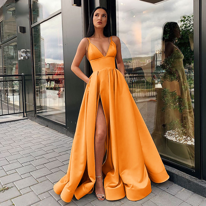 Boutique Occasion Dresses V-neck satin evening gown with thin shoulder straps side slit prom dress high waist party