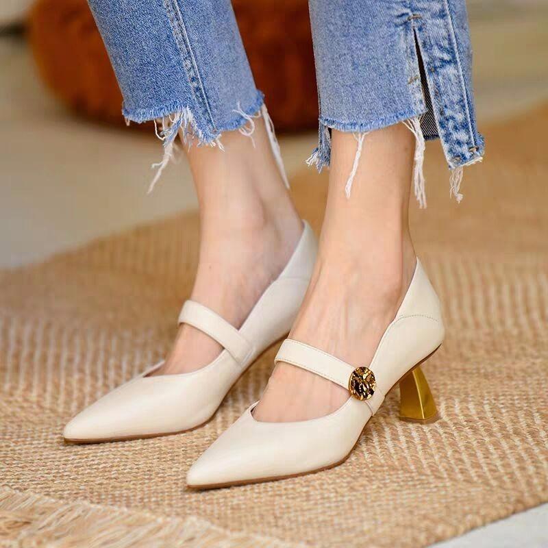Dress Shoes Autumn Fashion Pointed Toe PU Women High Heels Rubber Thick Pumps Slip On Wedding Party For 2021, Beige
Dress Shoes Autumn Fashion Pointed Toe PU Women High Heels Rubber Thick Pumps Slip On Wedding Party For 2021, Beige