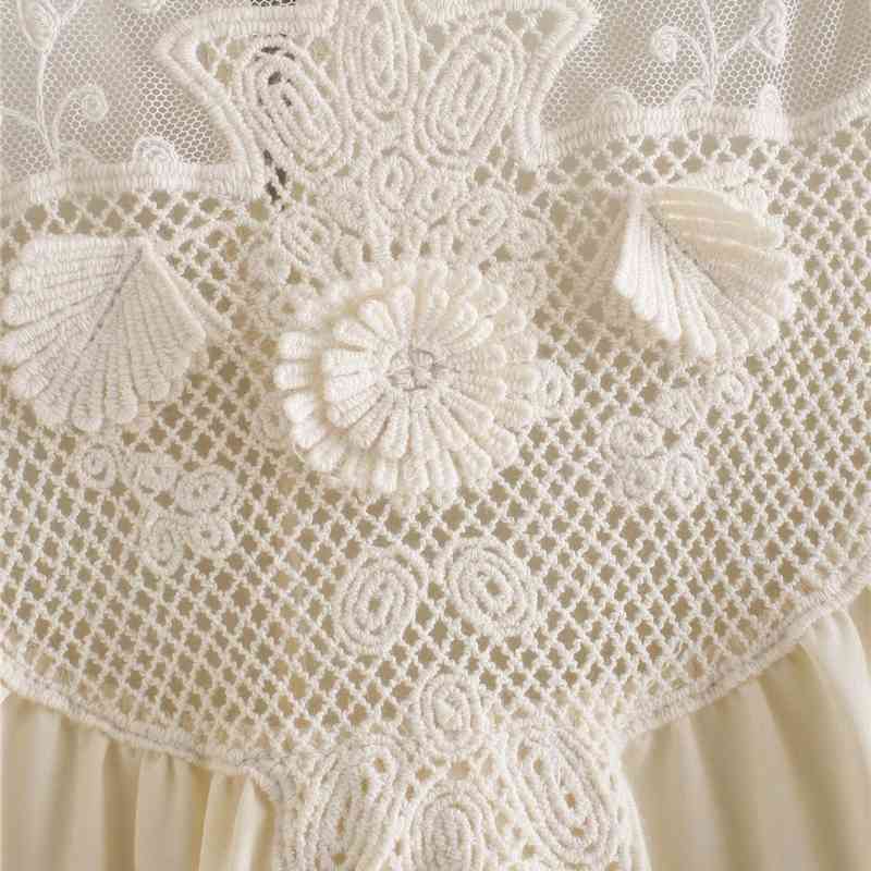 Elegant Women Beige Embroidery Shirts Fashion Ladies Mesh O-Neck tops Streetwear Female Chic Patchwork Blouses 210430