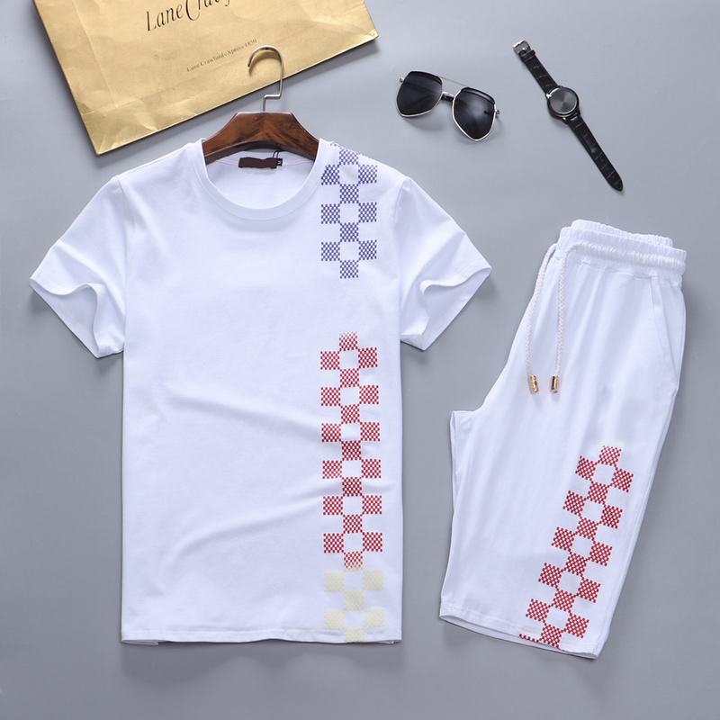 21SS Mens Designers Tracksuit Letters Embroidery Summer Fashion Sportswear Short Sleeves Pullover Jogger Pants Suits O-Neck Sportsuit, Gray
21SS Mens Designers Tracksuit Letters Embroidery Summer Fashion Sportswear Short Sleeves Pullover Jogger Pants Suits O-Neck Sportsuit, Gray