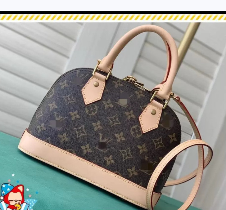 LVLOUISVITTON bagVUTTON Women's shoulder bag Luxurys Designers Mini Shell handbags CrossBody Bag Fashion Women Leather High Quality Designer bags BB, Excess freight
LVLOUISVITTON bagVUTTON Women's shoulder bag Luxurys Designers Mini Shell handbags CrossBody Bag Fashion Women Leather High Quality Designer bags BB, Excess freight