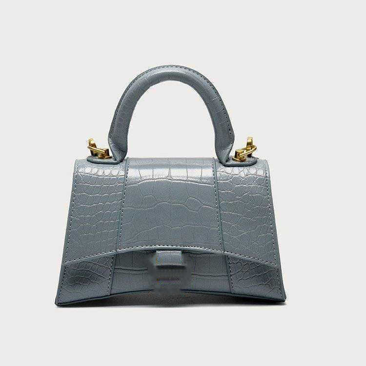 SPORTS Fashion Shoulder bags Hourglass handbag Crossbody women Lady Purse Cowhide Genuine leather wan, Red
SPORTS Fashion Shoulder bags Hourglass handbag Crossbody women Lady Purse Cowhide Genuine leather wan, Red