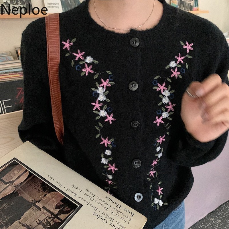 Neploe Embroidery Floral Sweates Women O-neck Knitted Cropped Cardigan Single Breasted Vintage Sueter Coat Woman Clothes 4H376 210422
