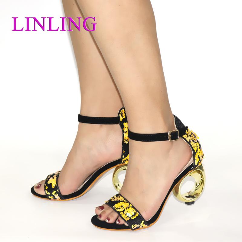 Dress Shoes Latest Design African Style Women's Slippers With Metal Trim And Rhinestones For Ladies Designer Women Luxury 2021, Black
Dress Shoes Latest Design African Style Women's Slippers With Metal Trim And Rhinestones For Ladies Designer Women Luxury 2021, Black