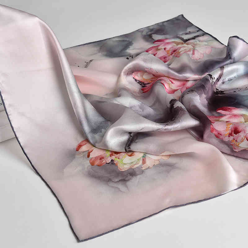 Square Women Flower Print Small Real Bandana Hair Scarf Headband 100% Natural Silk Headscarf
Square Women Flower Print Small Real Bandana Hair Scarf Headband 100% Natural Silk Headscarf