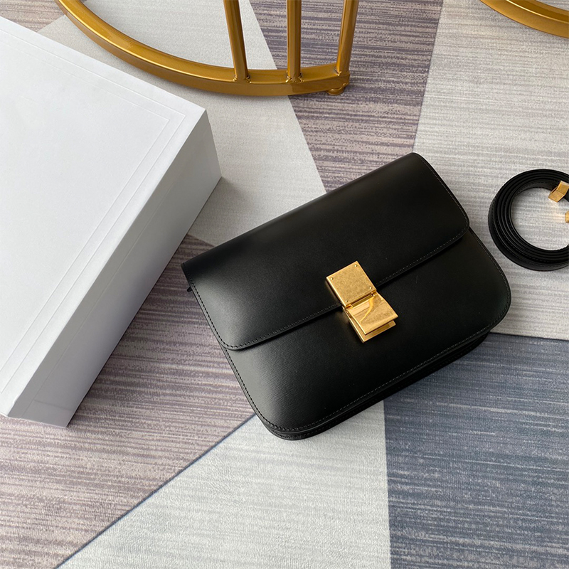 2021Tofu bag authentic hand rubbed imported cowhide lining Italian sheepskin designer ladies new chain shoulder rhombus classic fashion
2021Tofu bag authentic hand rubbed imported cowhide lining Italian sheepskin designer ladies new chain shoulder rhombus classic fashion
