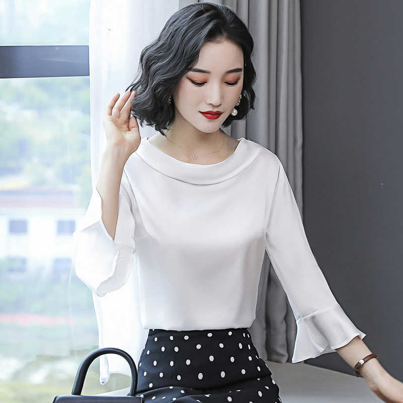 Korean Silk Women Blouses Shirt Satin Flare Sleeve Blouse Tops Plus Size Blusas Mujer De Moda 210531