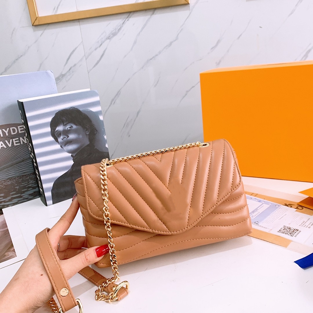 Fashion Genuine Leather High Quality Luxurys Designers Bags Design Shoulder Handbag Boston Beach Tote Handbags Mini Hobo Clutch Designer Cro
Fashion Genuine Leather High Quality Luxurys Designers Bags Design Shoulder Handbag Boston Beach Tote Handbags Mini Hobo Clutch Designer Cro