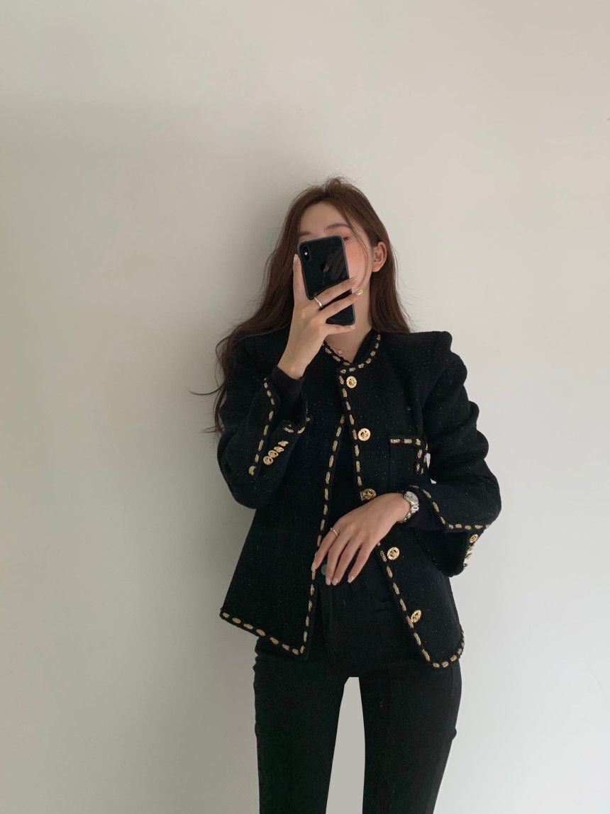 2021 Autumn new design womens o-neck long sleeve tweed woolen solid color gold buttons decoration OL fashion jacket coat
