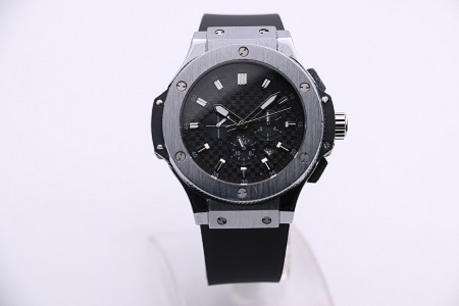 mechanical watch NX gold stainless steel case black grid dial side ring six needle calendar transparent back cover rubber strap
mechanical watch NX gold stainless steel case black grid dial side ring six needle calendar transparent back cover rubber strap