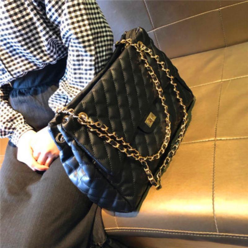 Women's Large Bag Women 2021 Small Fragrance Style Rhombic Chain Tote European And American Cross Body, Black
Women's Large Bag Women 2021 Small Fragrance Style Rhombic Chain Tote European And American Cross Body, Black