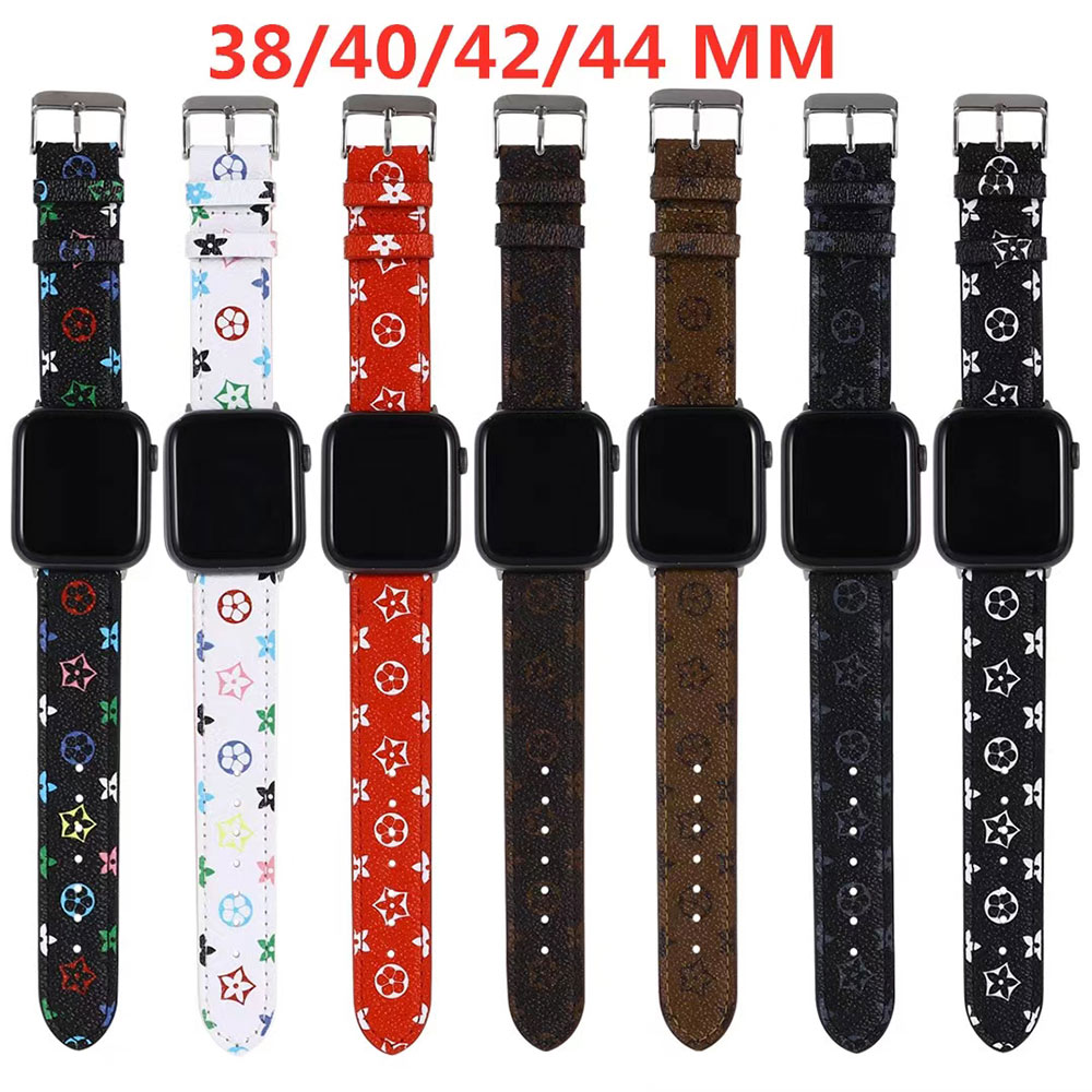 luxury designer Watchbands Watch Band 42mm 38mm 40mm 44mm iwatch 2 3 4 5 bands Leather Strap Bracelet Fashion Stripes watchband
luxury designer Watchbands Watch Band 42mm 38mm 40mm 44mm iwatch 2 3 4 5 bands Leather Strap Bracelet Fashion Stripes watchband