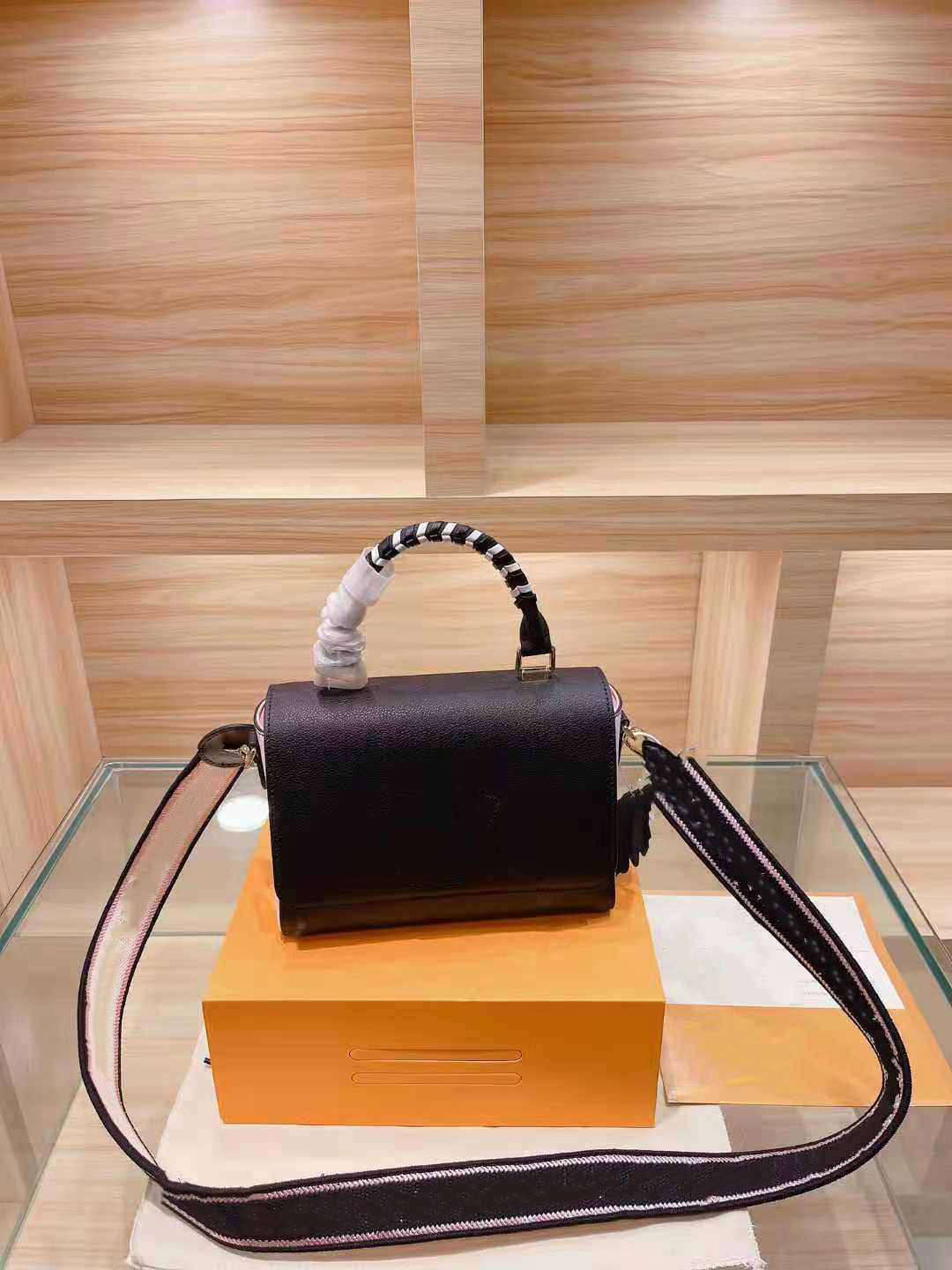 Hanghhangbag Women S Mini Luxurys Designers Bags 2021 designer Womens handbags Purses Crossbody Bag Wallet Handbag Louisbags_18 Totes Should
Hanghhangbag Women S Mini Luxurys Designers Bags 2021 designer Womens handbags Purses Crossbody Bag Wallet Handbag Louisbags_18 Totes Should