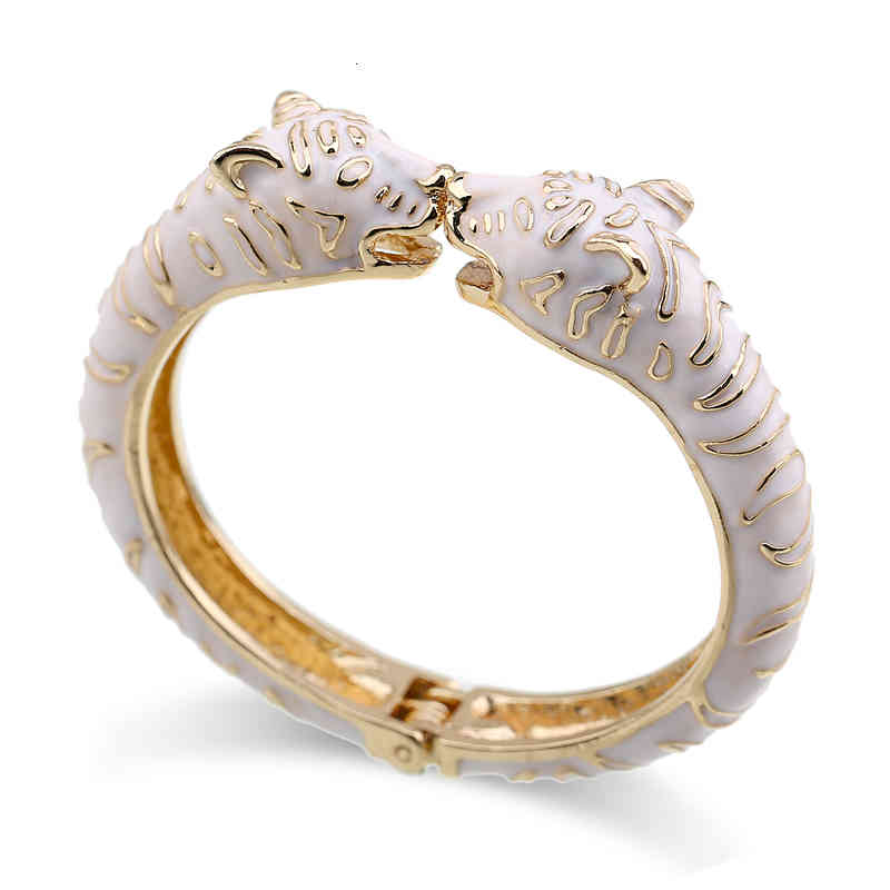 Kaymen Animal Leopard Head Cuff Bangle for Girls Women Gold-plating Ename Statement Fashion Bracelet 4 Colors 3316