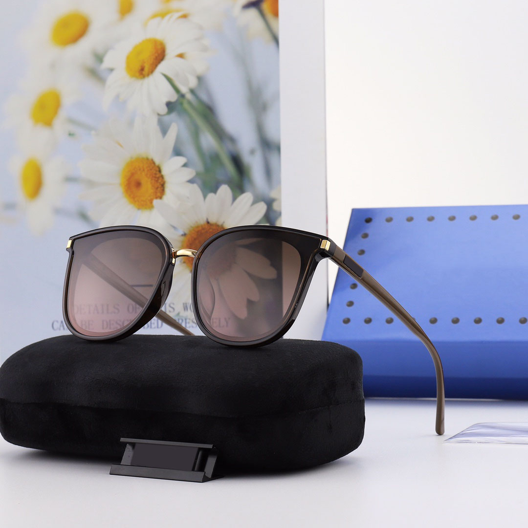 2021 luxury Designer Summer Style temperament women sunglasses Polarized men glasses, White;black
2021 luxury Designer Summer Style temperament women sunglasses Polarized men glasses, White;black