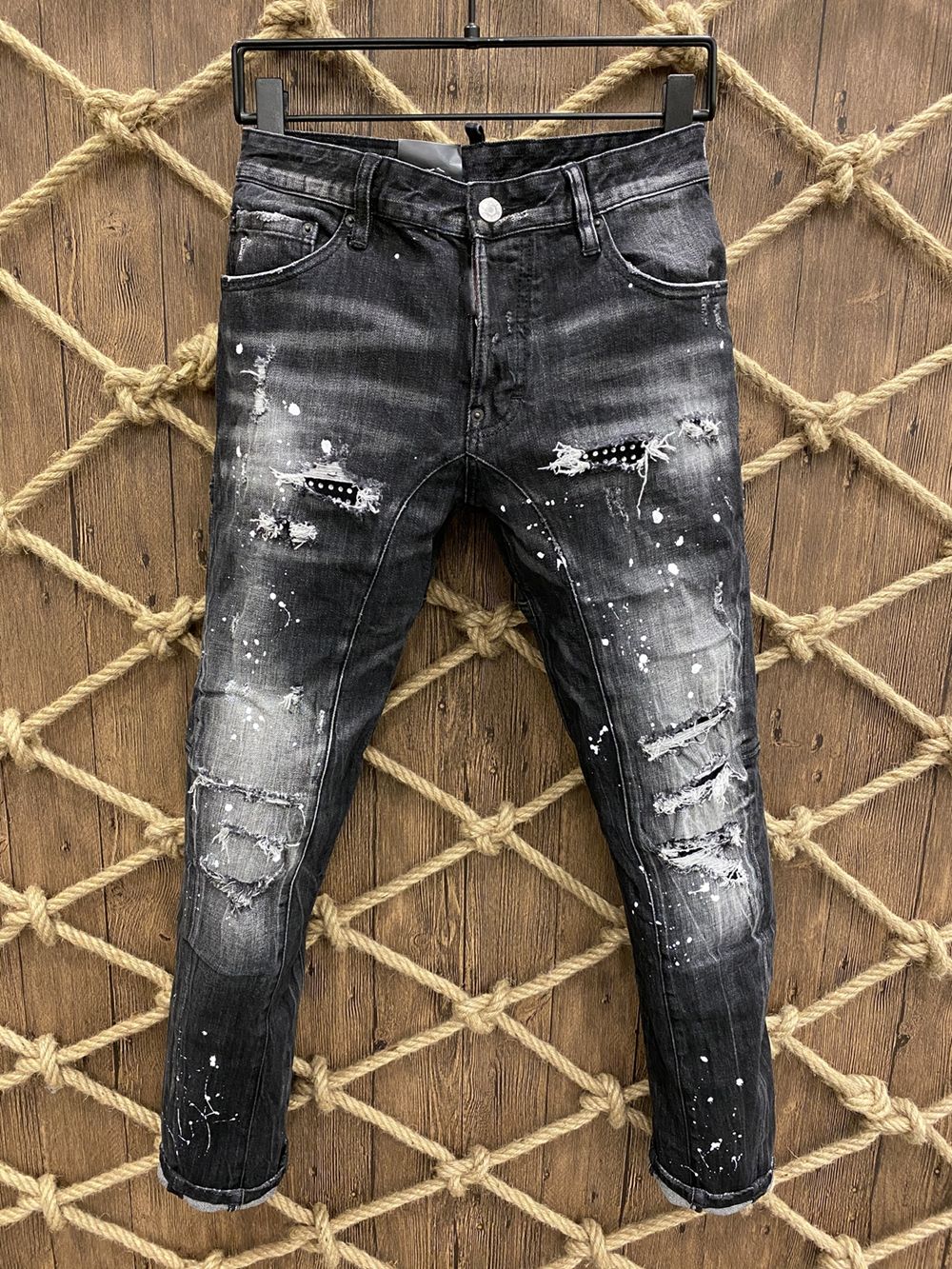 2021 Italian European and American fashion men's casual jeans, high-grade washing, pure hand grinding, quality optimization LA379, A379
2021 Italian European and American fashion men's casual jeans, high-grade washing, pure hand grinding, quality optimization LA379, A379