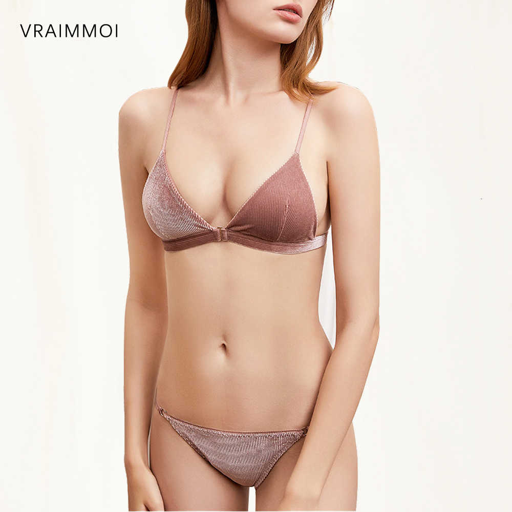Winter Sexy Bras sets Lingerie for Women Thin Foreclosure Bh Corduroy Triangle Cup Bralette Transparent Panties Soft Underwear Set, White
Winter Sexy Bras sets Lingerie for Women Thin Foreclosure Bh Corduroy Triangle Cup Bralette Transparent Panties Soft Underwear Set, White