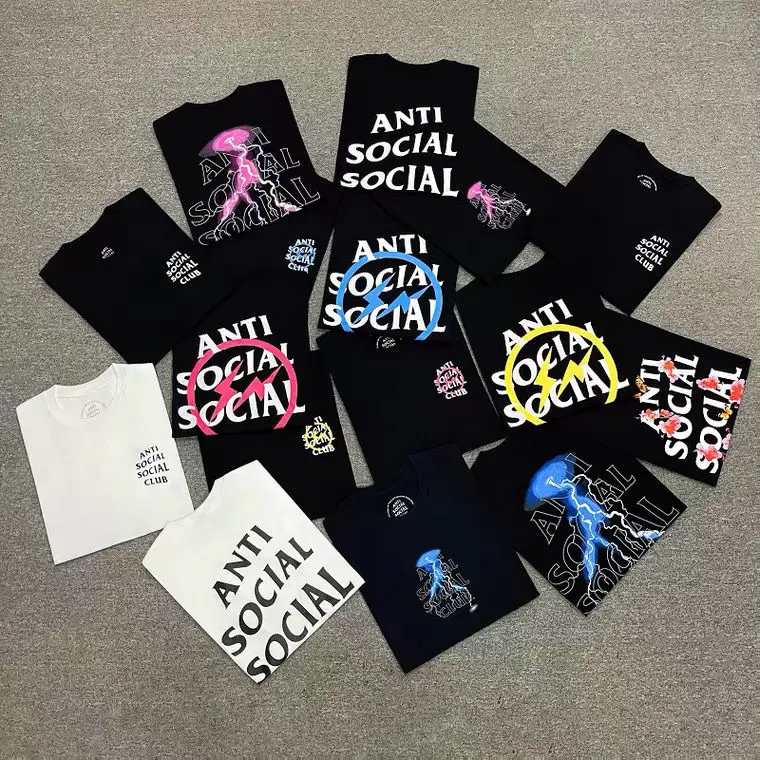 2022 Men Women Designer T Shirts Short Summer Fashion Casual with Brand Letter Embroidery Top Quality Brand Designers Clothing, 13
2022 Men Women Designer T Shirts Short Summer Fashion Casual with Brand Letter Embroidery Top Quality Brand Designers Clothing, 13