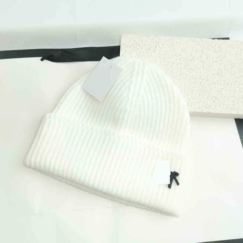 autumn winter man beanie black greyCool fashion hats woman Knitting hat Unisex warm classic cap Brand knitted caps 17 colors balck red white grey
autumn winter man beanie black greyCool fashion hats woman Knitting hat Unisex warm classic cap Brand knitted caps 17 colors balck red white grey