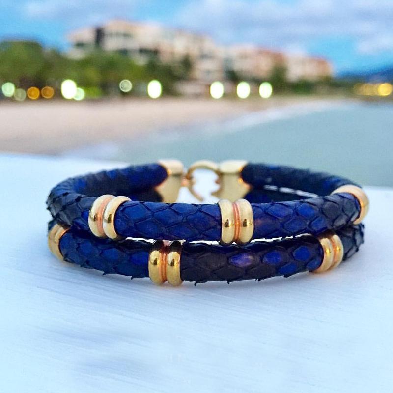 Charm Bracelets BC Fashion 5mm Blue Python Snake Leather Bracelets&bangles With Rose Stainless Steel Buckle Drop Men Jewelry
Charm Bracelets BC Fashion 5mm Blue Python Snake Leather Bracelets&bangles With Rose Stainless Steel Buckle Drop Men Jewelry