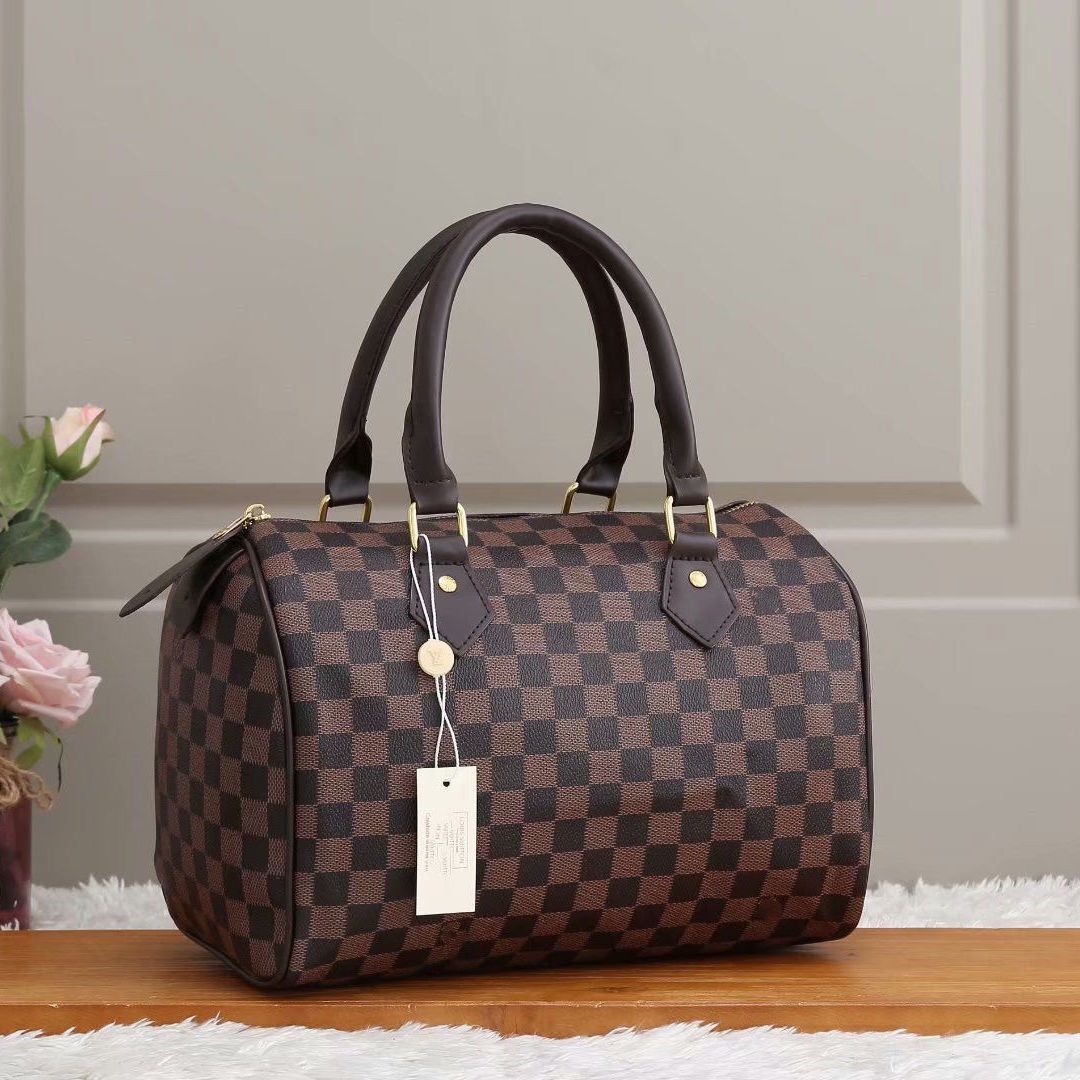 GGLVLouis
Vitton YSL
VUTTON Fashion M41109 old flower speedy Baguette Pillow bag leather shoulder bages clutch handbag, Red;black
GGLVLouis
Vitton YSL
VUTTON Fashion M41109 old flower speedy Baguette Pillow bag leather shoulder bages clutch handbag, Red;black