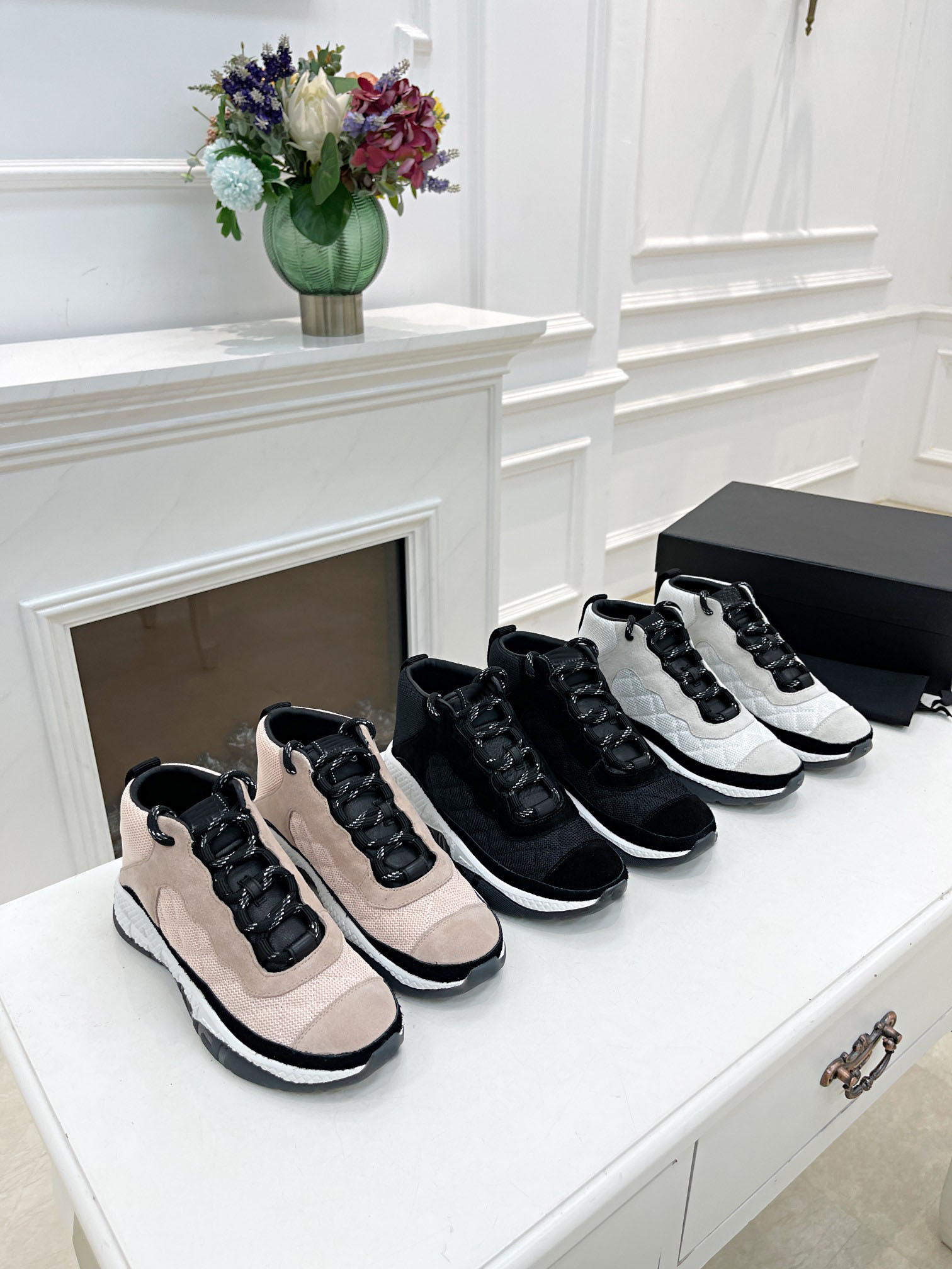designer luxury shoes SNEAKERS Fabric Suede Calfskin men women casual Genuine Leather shoe, Color 5
designer luxury shoes SNEAKERS Fabric Suede Calfskin men women casual Genuine Leather shoe, Color 5