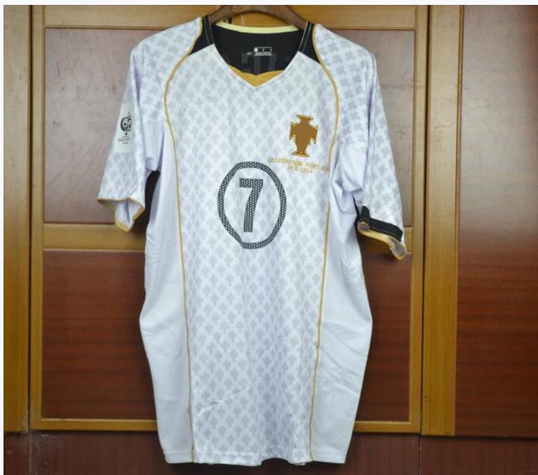 Retro Soccer Jerseys 2002 2004 2006 home away white 7 Figo 16 ronaldo 10 Rui Costa jersey shirt 04 Camisa de Futebol Maillot Foot, 2006 away white
Retro Soccer Jerseys 2002 2004 2006 home away white 7 Figo 16 ronaldo 10 Rui Costa jersey shirt 04 Camisa de Futebol Maillot Foot, 2006 away white