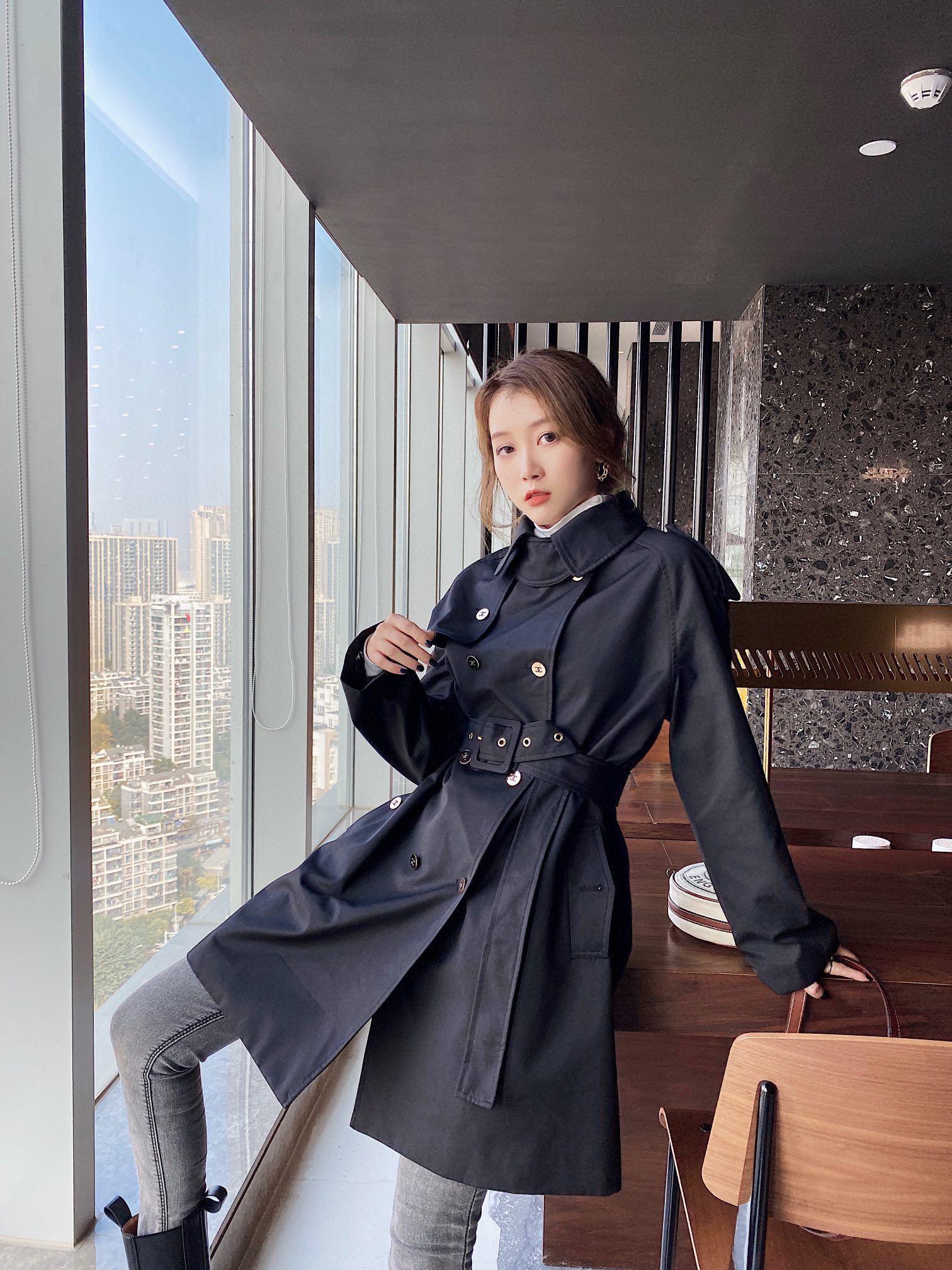 Women's Jackets Ultra high quality design, suitable for 2021 autumn winter fashion and slim temperament windbreaker embroidered thin coat, Black;brown
Women's Jackets Ultra high quality design, suitable for 2021 autumn winter fashion and slim temperament windbreaker embroidered thin coat, Black;brown