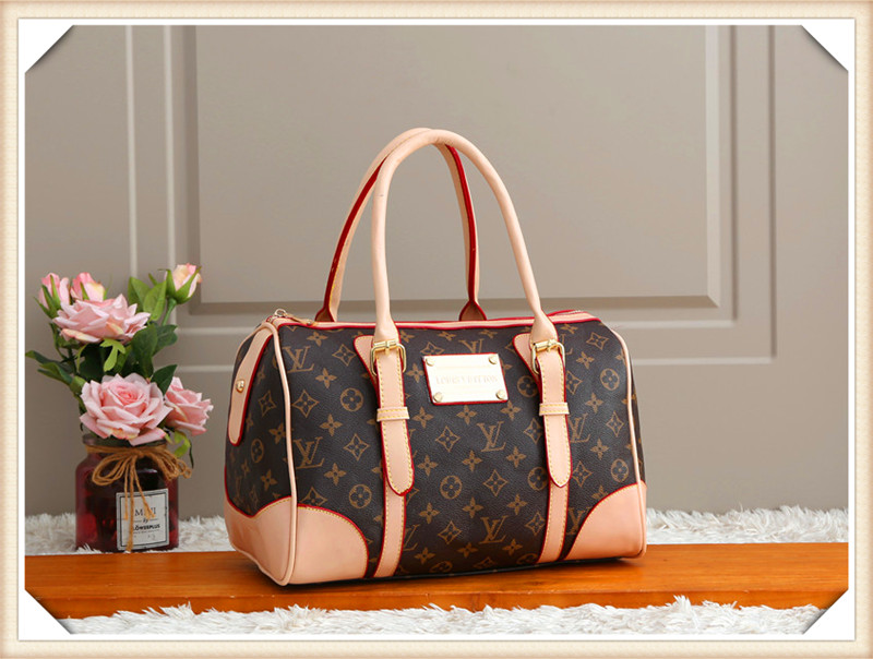 4-1 LV Louis Fashion Crossbody Shoulder HandBag Women Purse Messenger Bags Wallet Tote Clutch Bag backpack travel men Vitton M007, Red;black
4-1 LV Louis Fashion Crossbody Shoulder HandBag Women Purse Messenger Bags Wallet Tote Clutch Bag backpack travel men Vitton M007, Red;black