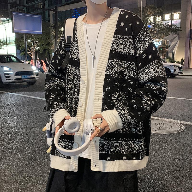 Men's Sweaters Knitted Cardigan Autumn Jacket Cashew Flower Fashion Hong Kong Style Loose Casual Student Sweater Men, White;black
Men's Sweaters Knitted Cardigan Autumn Jacket Cashew Flower Fashion Hong Kong Style Loose Casual Student Sweater Men, White;black