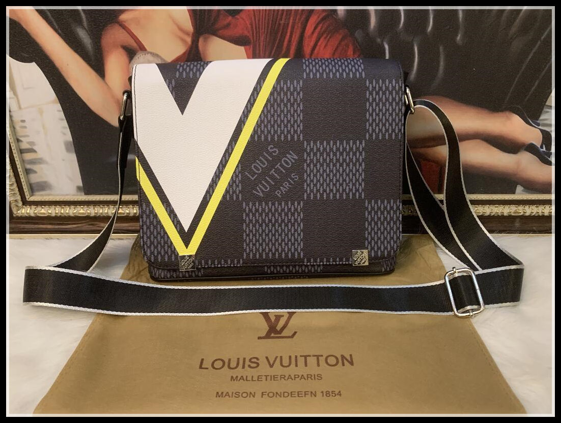 LVLouisVitton Vutton Bag Briefcases Handbags Wallet Fashion Handbag Shoulder Messenger Bags Square Package Shoulder Bag
LVLouisVitton Vutton Bag Briefcases Handbags Wallet Fashion Handbag Shoulder Messenger Bags Square Package Shoulder Bag