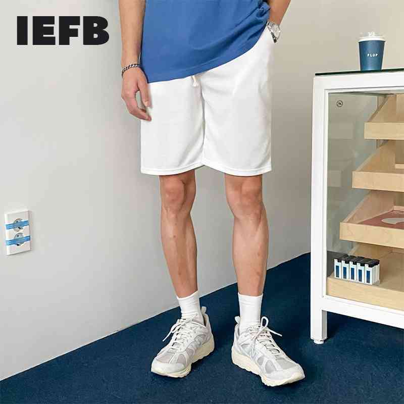 IEFB Summer Shorts Men's Korean Fashion White Knee Length Pants Casual Loose Drasstring Elastic Black Beach Sports Shorts 9Y7206 210524
IEFB Summer Shorts Men's Korean Fashion White Knee Length Pants Casual Loose Drasstring Elastic Black Beach Sports Shorts 9Y7206 210524