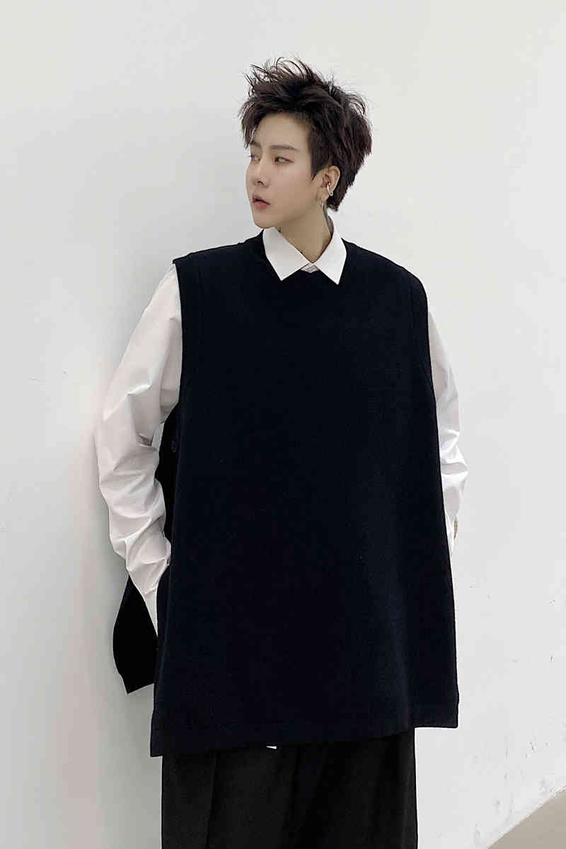 IEFB Spring Solid Color Round Neck Side Button Decoration Men's Knitted Vest Split Sleeveless Waistcoat Loose Casual 9Y5302 210524