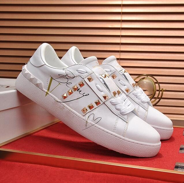 Luxury designer ladies flat shoe round head lacing riveted leather white sneaker classic versatile casual shoes plus size 44, Colour7
Luxury designer ladies flat shoe round head lacing riveted leather white sneaker classic versatile casual shoes plus size 44, Colour7