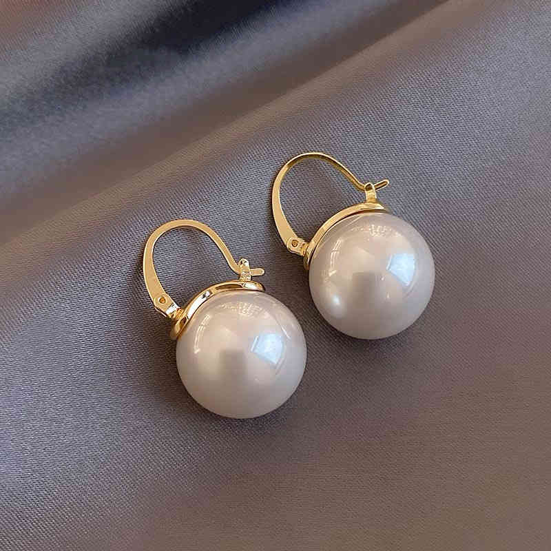 Charms Ear Stud Clip Rings High Sense Pearl 2021 Fashion Korean Temperament Net Red Design Minority