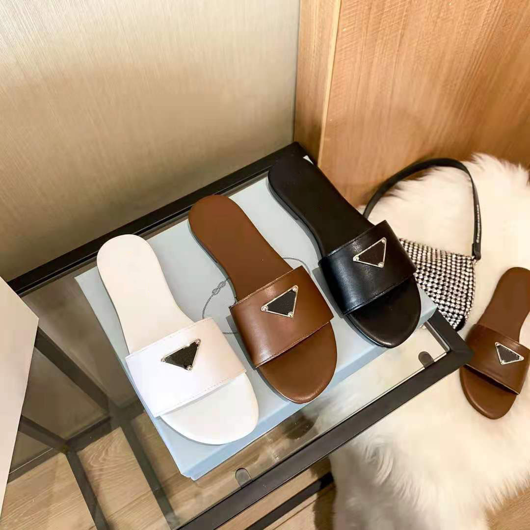 Beach Slippers Classic Flat Woman Slippers Summer Lady Cartoon Big Head Slippers Leather Hotel Bath Fashion Women Shoes Large Size 35-41, Black
Beach Slippers Classic Flat Woman Slippers Summer Lady Cartoon Big Head Slippers Leather Hotel Bath Fashion Women Shoes Large Size 35-41, Black