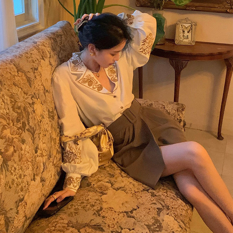 Vintage Floral Embroidery Blusas Mujer Elegant Women Blouses and Tops Autumn Short Ladies Shirts Chemisier Femme 210519