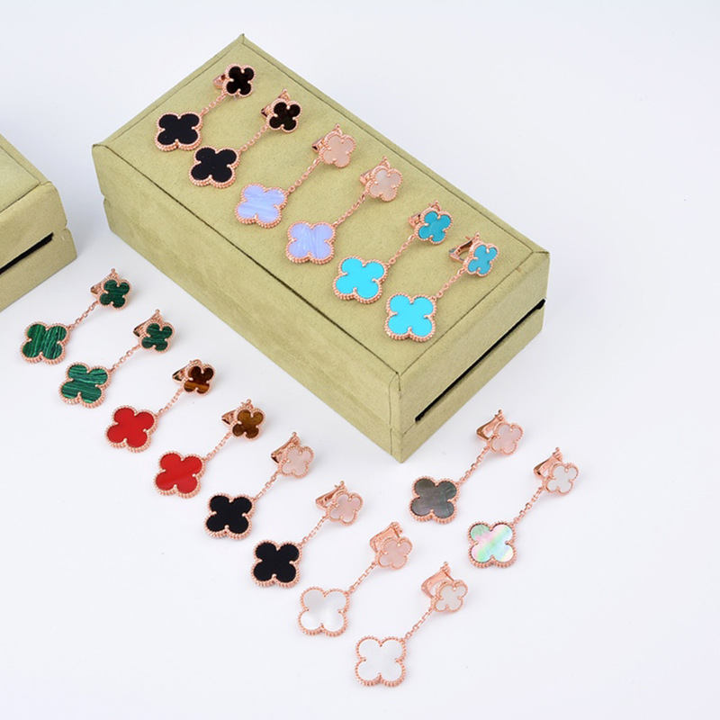 Hot sell women 925 stering silver top quality fashion 2 flower stud earrings 925 silver four leaf clover shell earrings for women, Golden;silver
Hot sell women 925 stering silver top quality fashion 2 flower stud earrings 925 silver four leaf clover shell earrings for women, Golden;silver