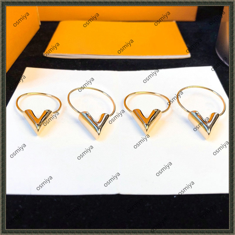Designers Earrings Stud Womens Ear Studs Letters V Earring Ferrets Fashion Boucles D'oreilles Ohrringen Women Jewelry Luxurys Earrings, Golden;silver
Designers Earrings Stud Womens Ear Studs Letters V Earring Ferrets Fashion Boucles D'oreilles Ohrringen Women Jewelry Luxurys Earrings, Golden;silver