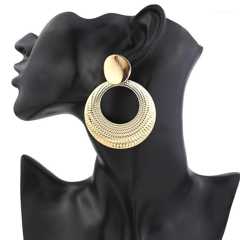Big Wild Geometric Round Gold Color Stud Earrings For Women Brincos Earing Brinco Earring Oorbellen Earings Jewelry Pendientes, Golden;silver
Big Wild Geometric Round Gold Color Stud Earrings For Women Brincos Earing Brinco Earring Oorbellen Earings Jewelry Pendientes, Golden;silver