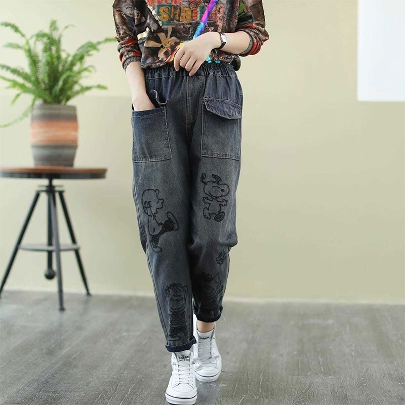 Autumn Arts Style Women Elastic Waist Loose Denim Harem Pants Double Pocket Cartoon Embroidery Casual Jeans M336 210512