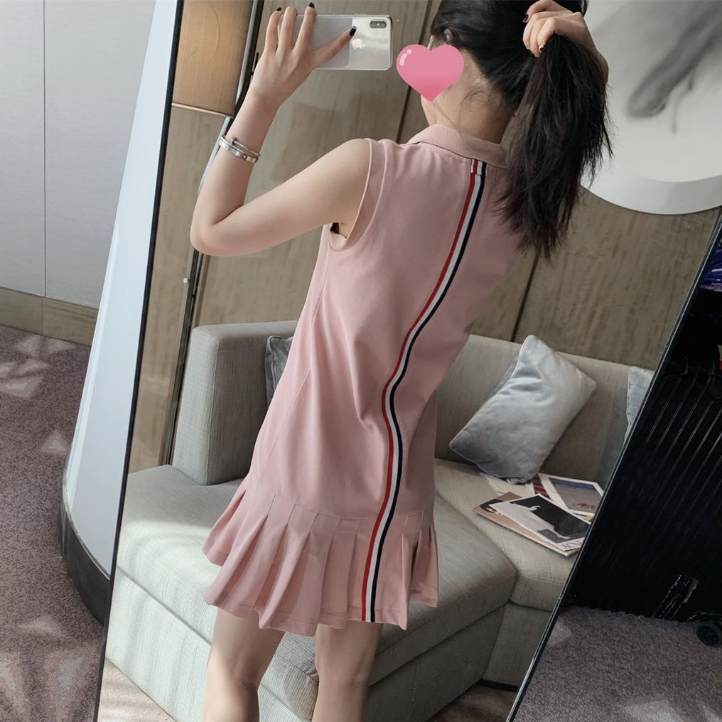 skirt tb british college polo neck vest dress ribbon pleated 2021 spring and summer ice linen sleeveless short fashion, Black;gray
skirt tb british college polo neck vest dress ribbon pleated 2021 spring and summer ice linen sleeveless short fashion, Black;gray