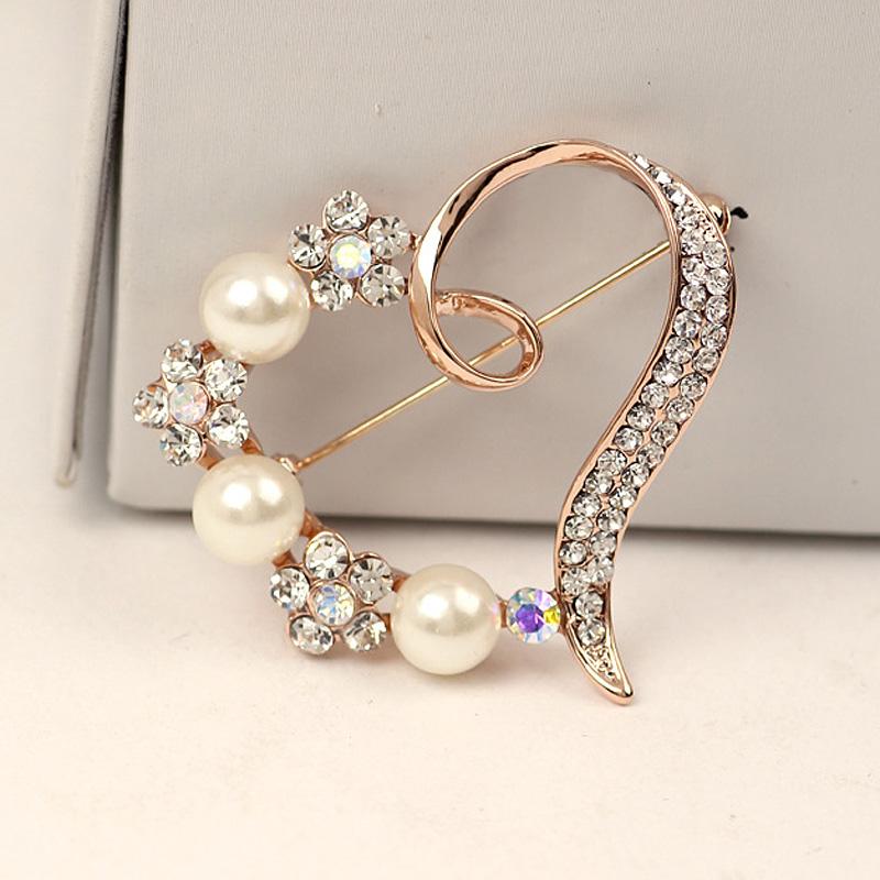 Pins, Brooches Women Gorgeous Heart Shape Shiny Brooch Pin Fashion Dress Coat Accessories Cute Jewelry Gifts Lady BroochDO99
Pins, Brooches Women Gorgeous Heart Shape Shiny Brooch Pin Fashion Dress Coat Accessories Cute Jewelry Gifts Lady BroochDO99