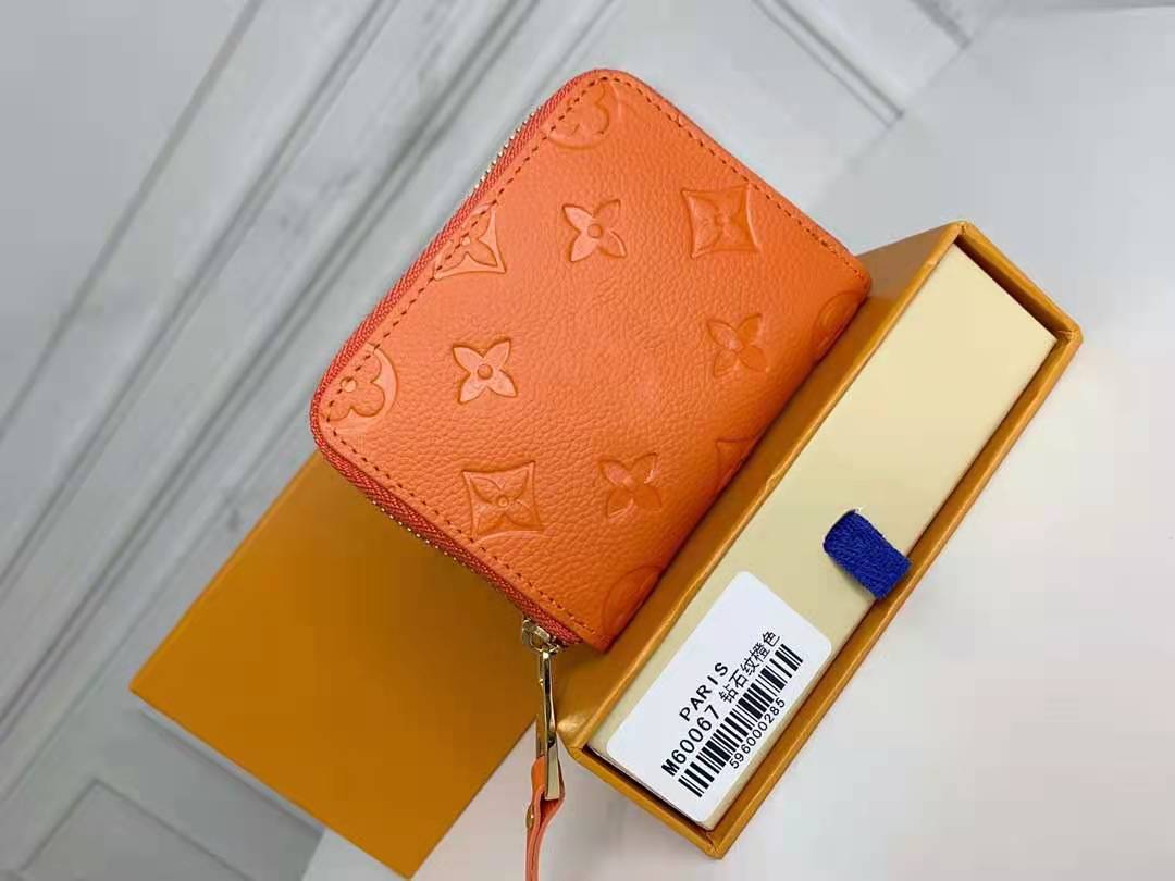 2021 Top Luxurys Designers Handbags Bags,Fashion Women Embossing Handbag,Womens crossbody Tote Messenger Bag,Classic Purecowhide wallet,Big
2021 Top Luxurys Designers Handbags Bags,Fashion Women Embossing Handbag,Womens crossbody Tote Messenger Bag,Classic Purecowhide wallet,Big