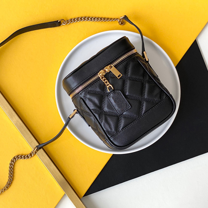 Women cosmetic bags organizer famous makeup bag travel pouch make up Handbag ladies toiletry purses Chain Shoulder Crossbody Handbags, Black
Women cosmetic bags organizer famous makeup bag travel pouch make up Handbag ladies toiletry purses Chain Shoulder Crossbody Handbags, Black