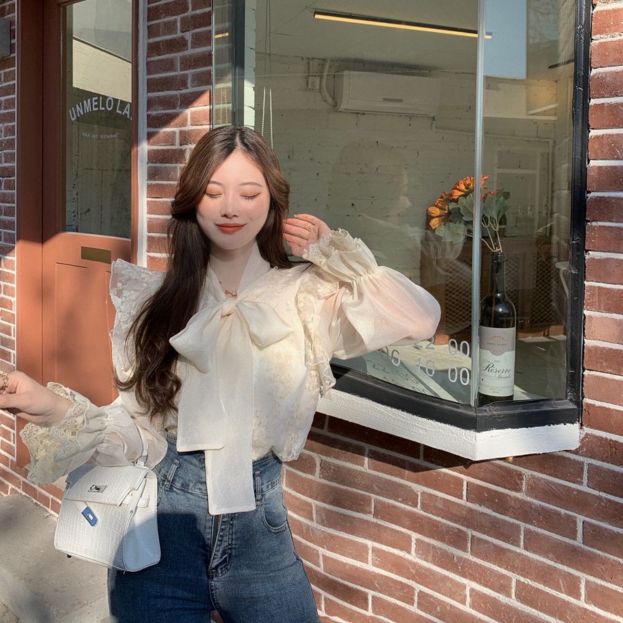 Nomikuma Women Blouse Korean Lace Embroideried Ruffle Shirt Spring Bow Tie Collar Flare Sleeve Elegant Blusas Mujer 6E225 210427