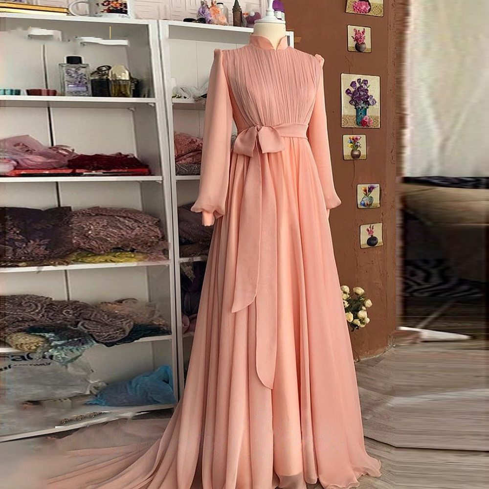 Elegant Pearls Pink Chiffon Muslim Formal Evening Dresses High Collar Long Sleeves Pleats Moroccan Kaftan Special Occaion Gowns A Line Arabic Dubai Pr