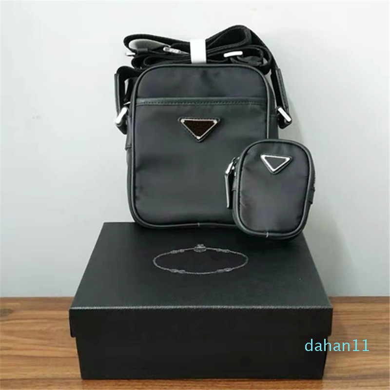 Mens Luxury Black Phone Bags Designers 2-piece Crossbody Bags Mens Mini Nylon Shoulder Bags fashion Messenger bag Triangle with small change, Black(l*g*)
Mens Luxury Black Phone Bags Designers 2-piece Crossbody Bags Mens Mini Nylon Shoulder Bags fashion Messenger bag Triangle with small change, Black(l*g*)